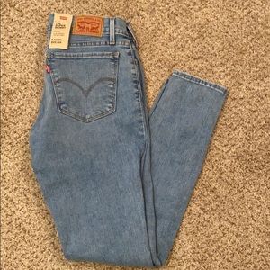 LEVI 710 Super Skinny Jeans
